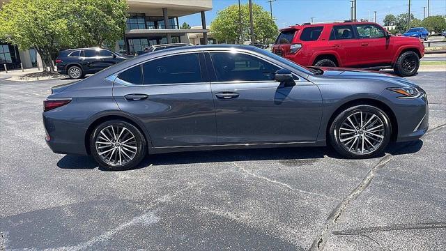 new 2025 Lexus ES 350 car, priced at $50,375