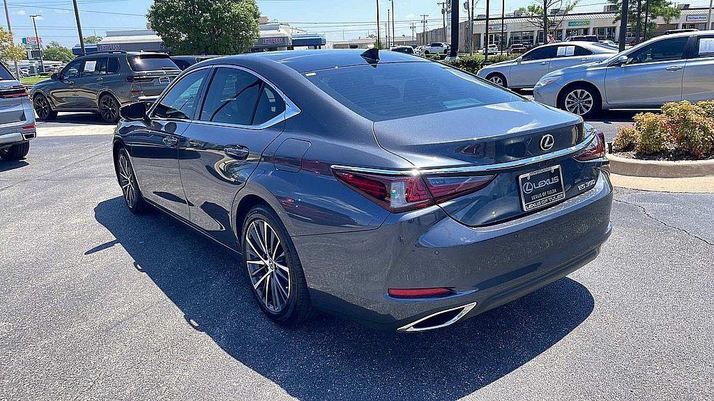 new 2025 Lexus ES 350 car, priced at $50,375
