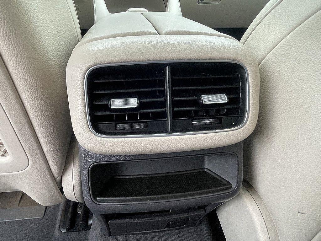 used 2020 Mercedes-Benz GLE 350 car, priced at $23,911