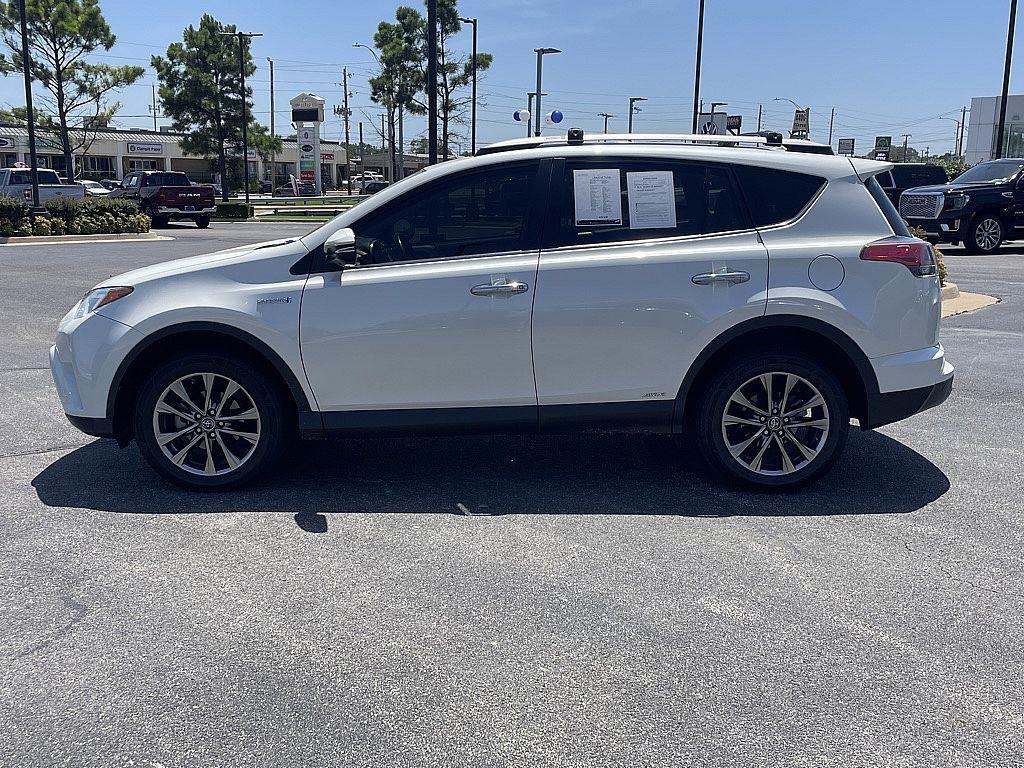 used 2018 Toyota RAV4 Hybrid car, priced at $22,952