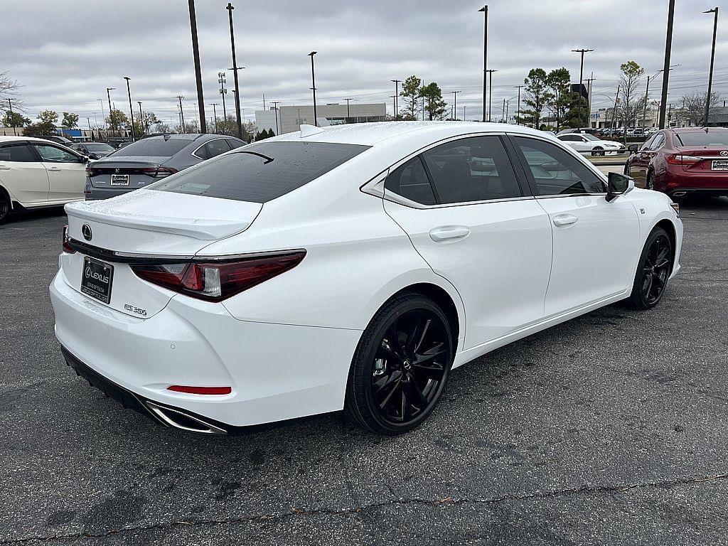 new 2025 Lexus ES 350 car, priced at $56,625