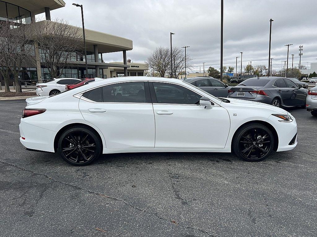 new 2025 Lexus ES 350 car, priced at $56,625
