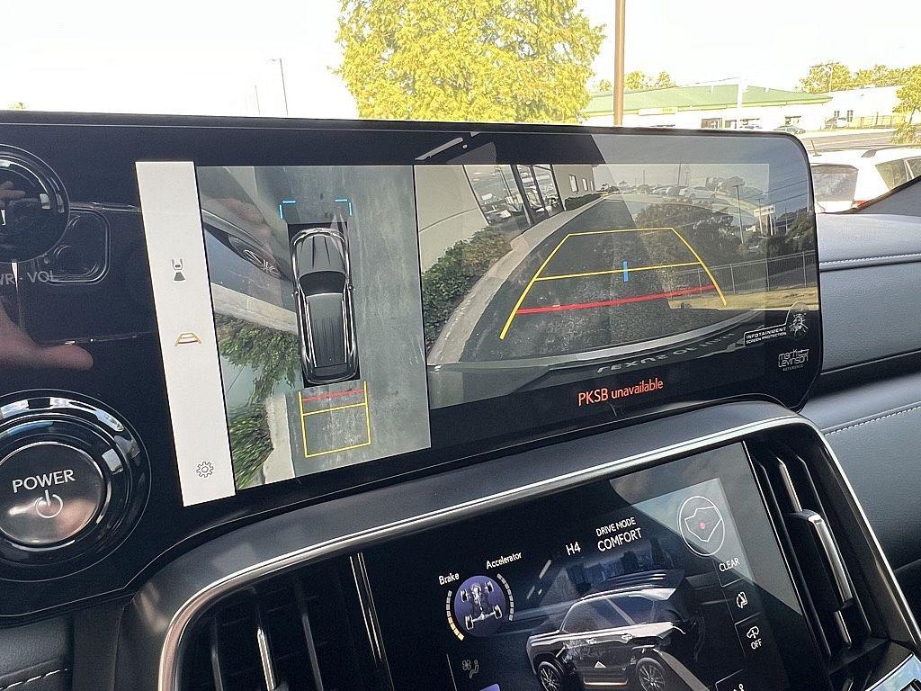 new 2025 Lexus LX 700h car, priced at $123,422