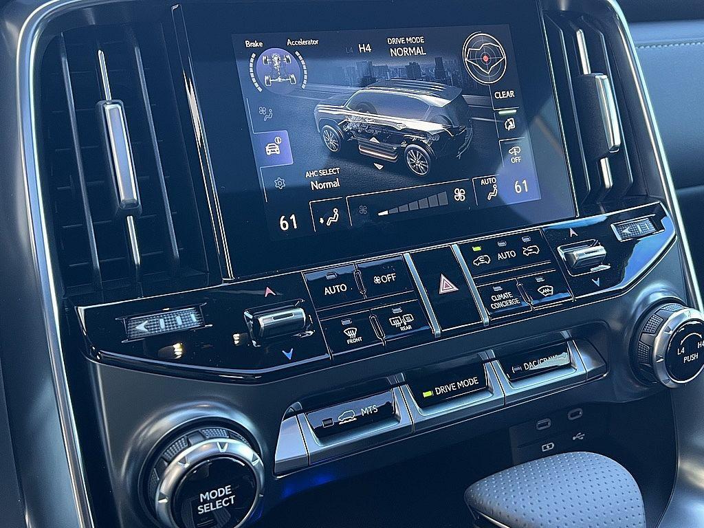 new 2025 Lexus LX 600 car, priced at $118,938