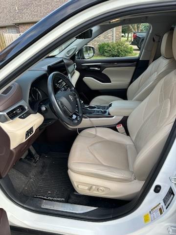 used 2020 Toyota Highlander car, priced at $36,910