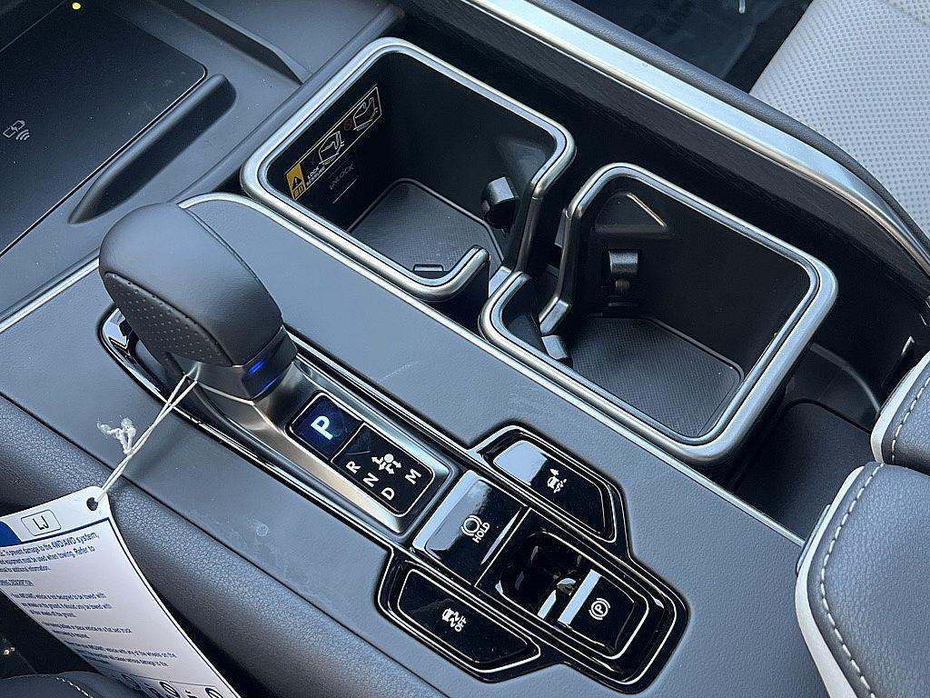 new 2026 Lexus TX 500h car, priced at $77,108