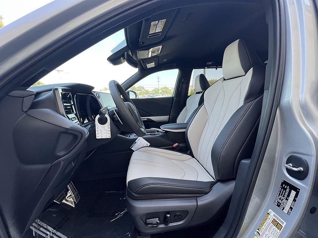 new 2026 Lexus TX 500h car, priced at $77,108