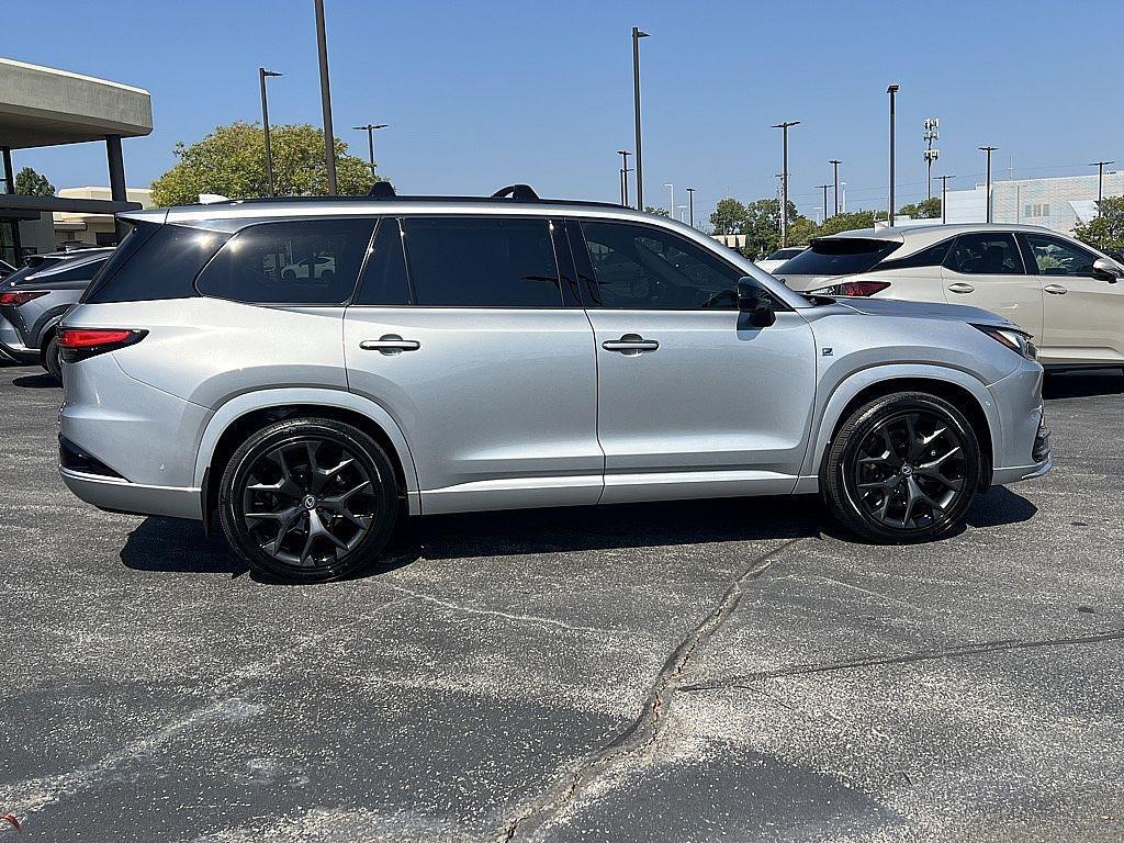 new 2026 Lexus TX 500h car, priced at $77,108