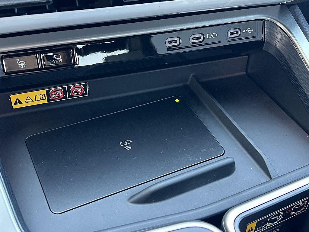 new 2026 Lexus TX 500h car, priced at $77,108