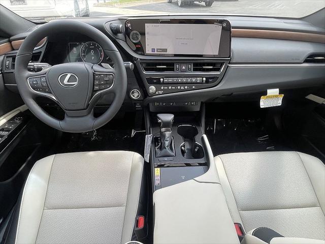 new 2025 Lexus ES 350 car, priced at $49,575