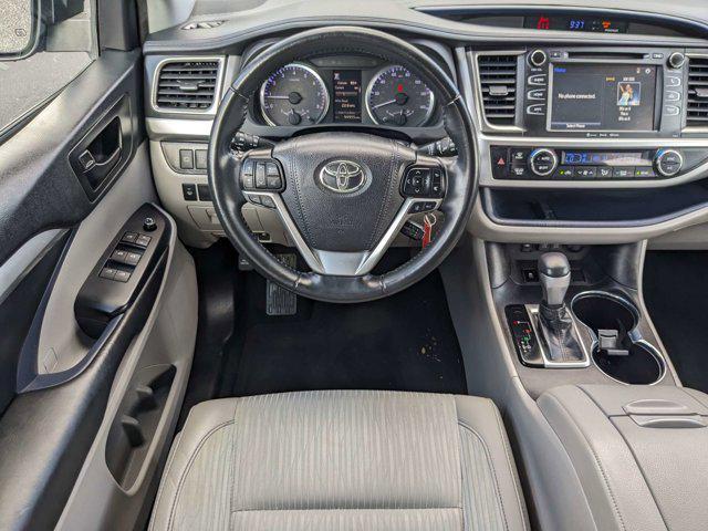 used 2019 Toyota Highlander car