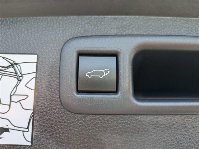 used 2021 Toyota Highlander Hybrid car, priced at $38,499