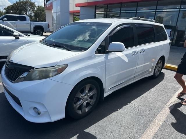 used 2014 Toyota Sienna car, priced at $14,885