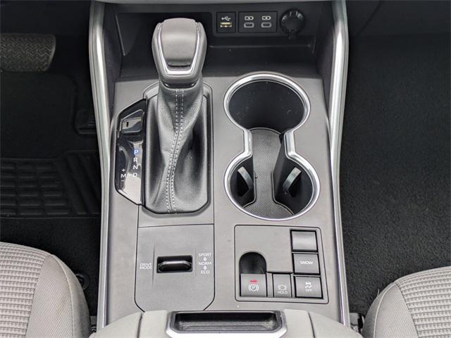 used 2023 Toyota Highlander car, priced at $31,499