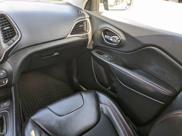 used 2020 Jeep Cherokee car, priced at $18,984