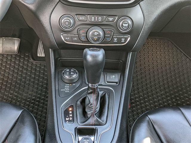 used 2020 Jeep Cherokee car, priced at $18,984