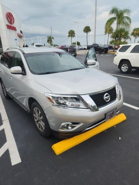 used 2015 Nissan Pathfinder car, priced at $8,485