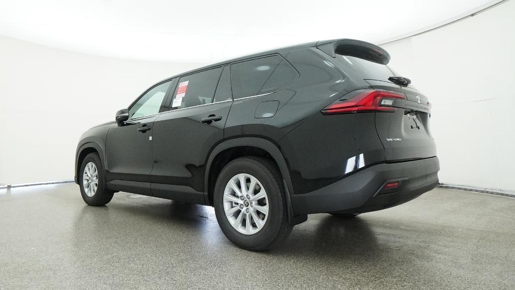 new 2026 Toyota Highlander Hybrid car, priced at $51,788