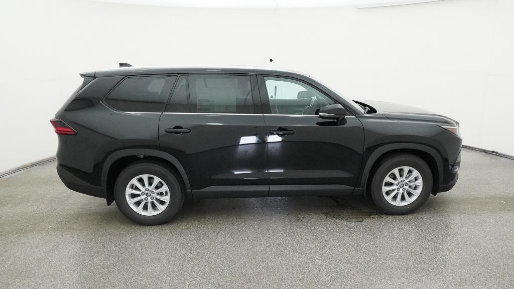 new 2026 Toyota Highlander Hybrid car, priced at $51,788