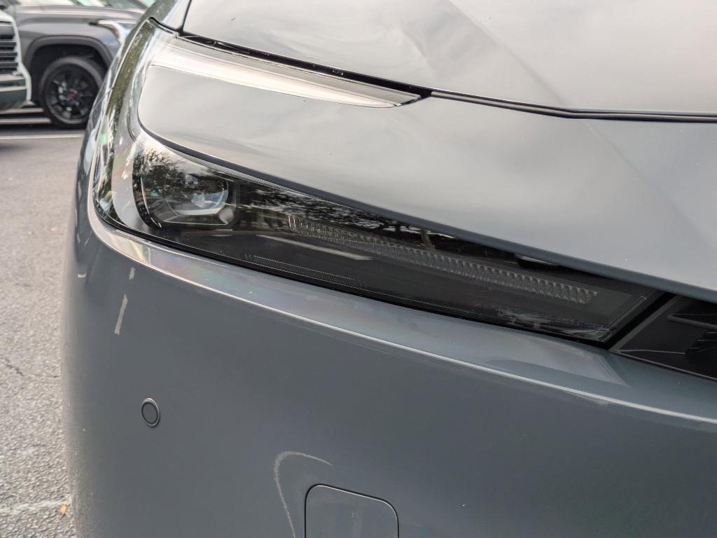 new 2026 Toyota Prius Plug-In Hybrid car, priced at $44,065