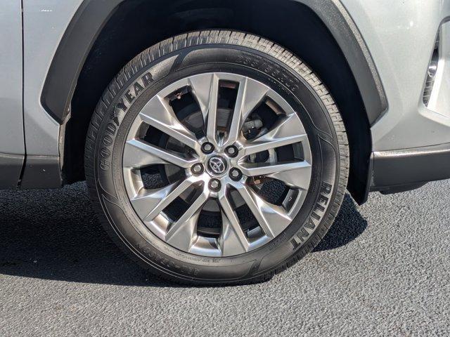 used 2021 Toyota RAV4 car, priced at $22,985