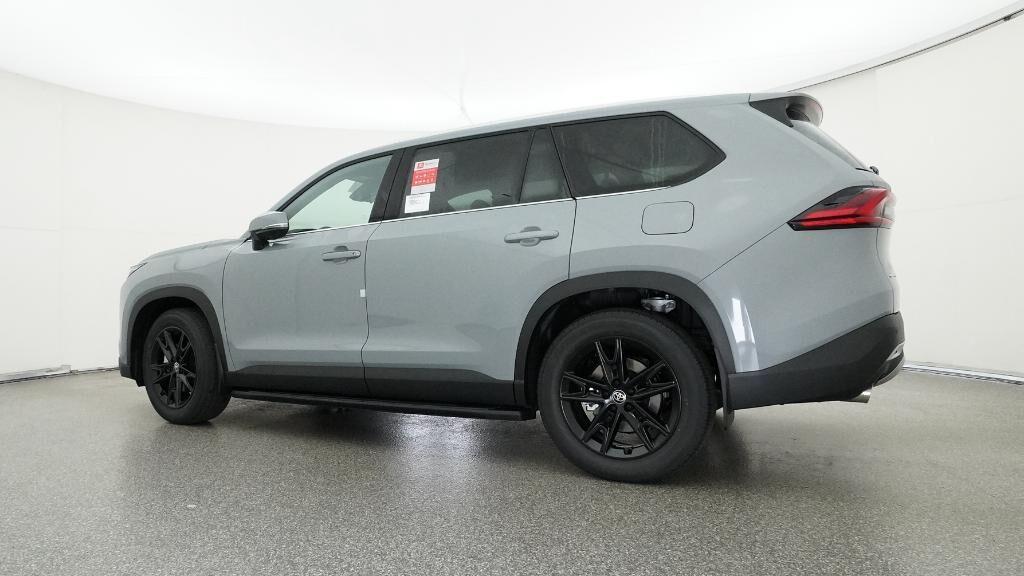 new 2026 Toyota Highlander Hybrid car, priced at $64,870