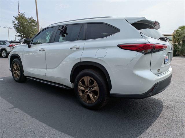 used 2023 Toyota Highlander Hybrid car, priced at $39,499