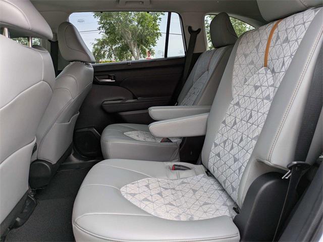 used 2023 Toyota Highlander Hybrid car, priced at $39,499