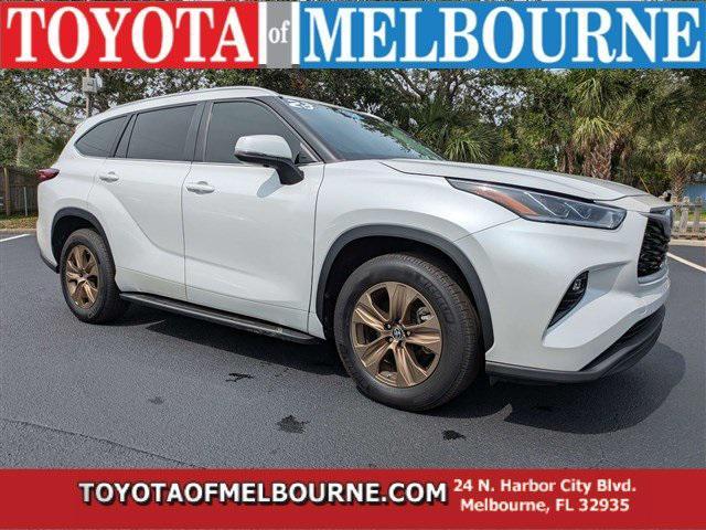 used 2023 Toyota Highlander Hybrid car, priced at $39,499