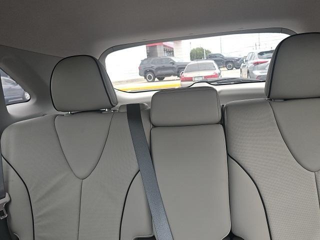 used 2015 Toyota Venza car, priced at $19,788