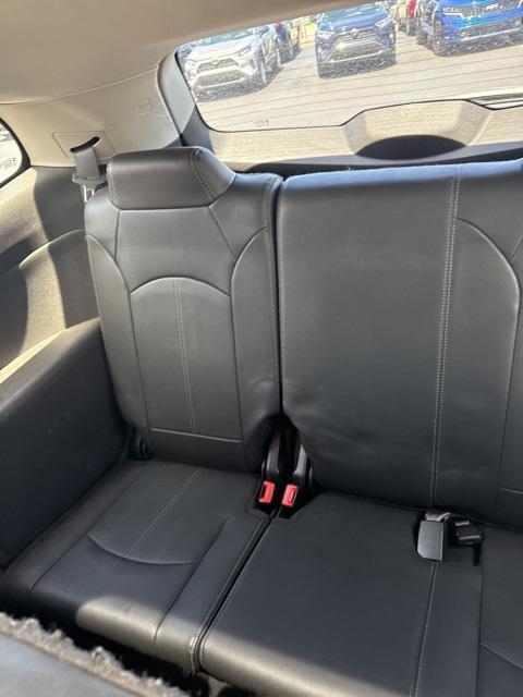 used 2015 Chevrolet Traverse car, priced at $7,484