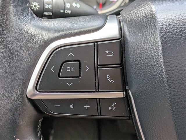 used 2020 Toyota Highlander car, priced at $29,884