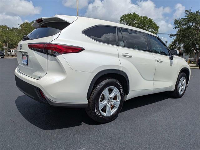 used 2020 Toyota Highlander car, priced at $29,884