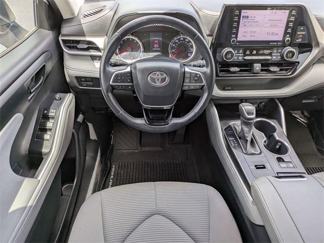 used 2020 Toyota Highlander car, priced at $29,884