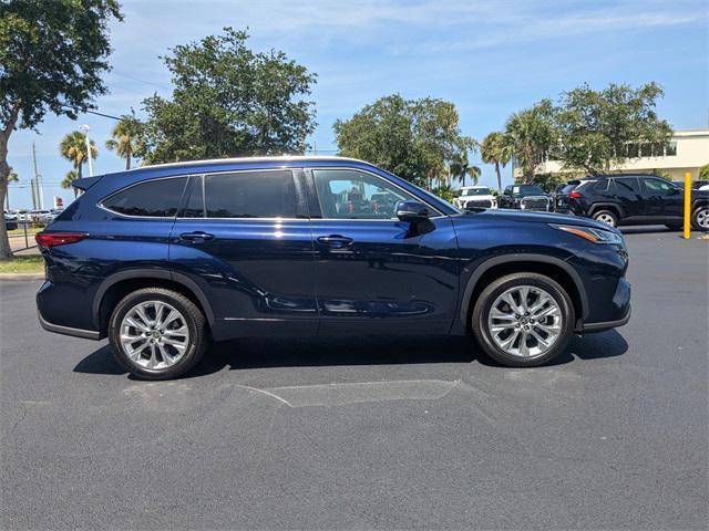 used 2023 Toyota RAV4 Hybrid car, priced at $32,984