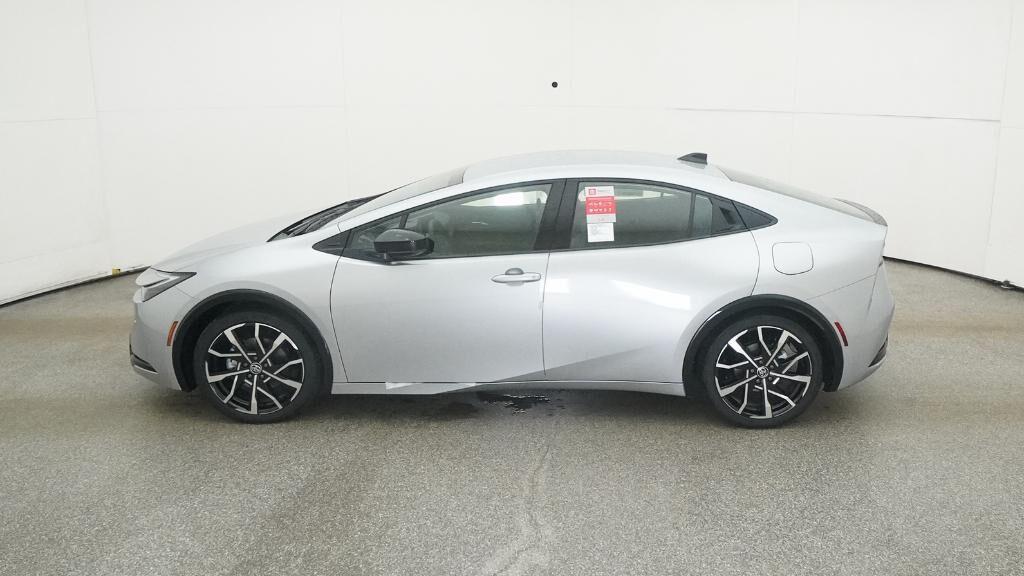new 2026 Toyota Prius Plug-In Hybrid car, priced at $39,341