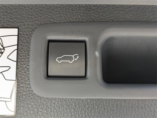 used 2021 Toyota Highlander car, priced at $35,497