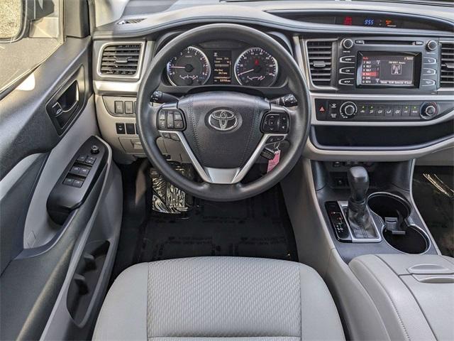 used 2019 Toyota Highlander car, priced at $24,499