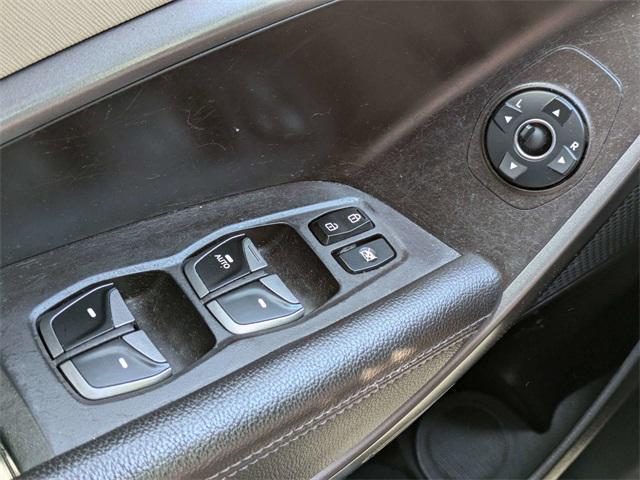 used 2013 Hyundai Santa Fe car, priced at $6,495