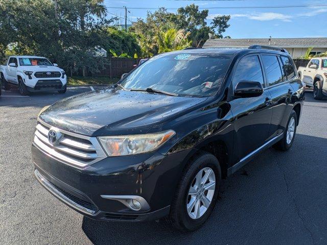used 2012 Toyota Highlander car, priced at $9,499
