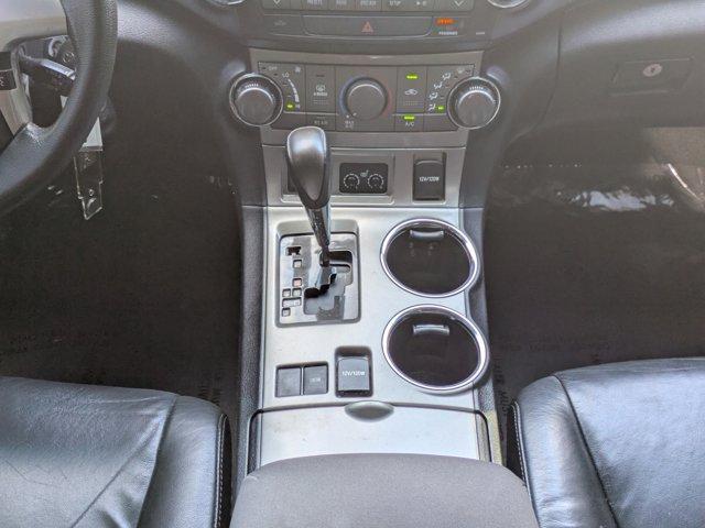 used 2012 Toyota Highlander car, priced at $9,499
