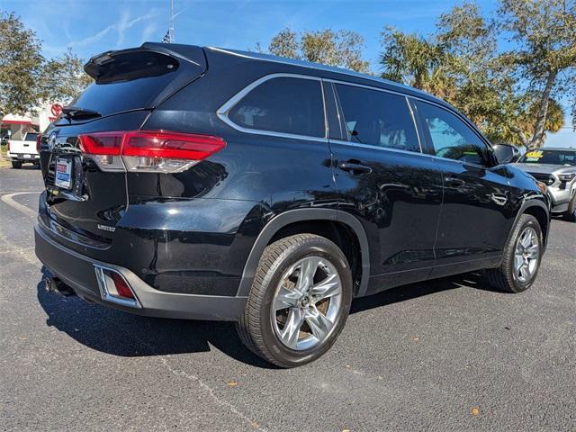 used 2018 Toyota Highlander car, priced at $19,499