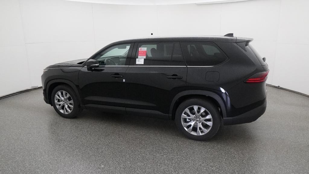 new 2026 Toyota Highlander Hybrid car, priced at $55,060