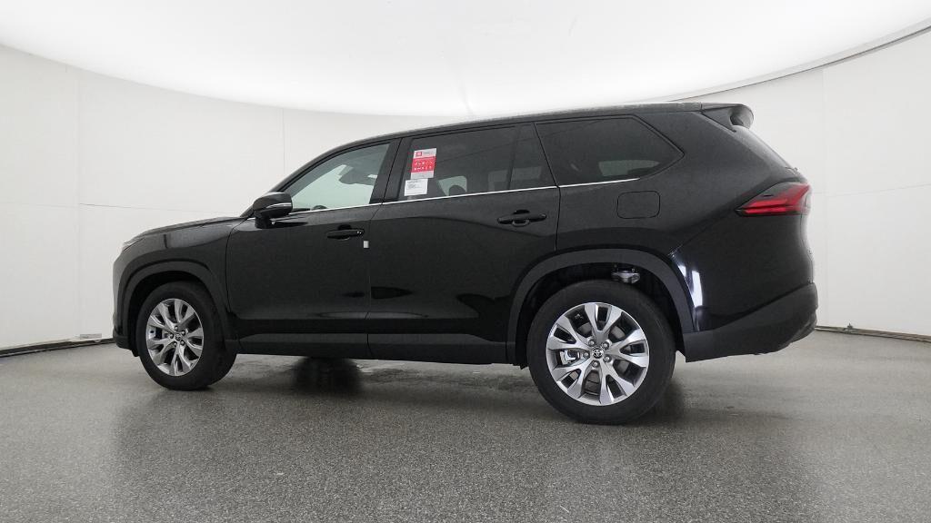 new 2026 Toyota Highlander Hybrid car, priced at $55,060