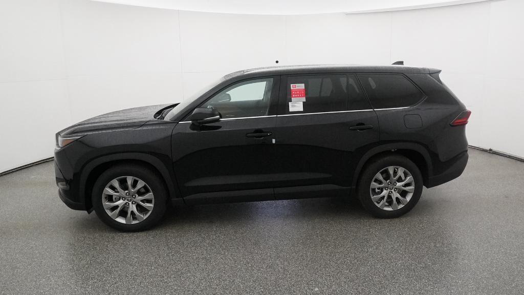 new 2026 Toyota Highlander Hybrid car, priced at $55,060
