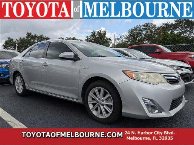 used 2014 Toyota Camry Hybrid car, priced at $13,499
