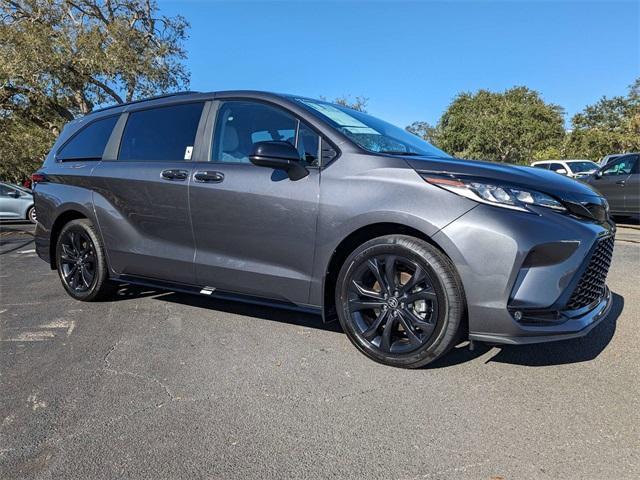 new 2025 Toyota Sienna car, priced at $50,961