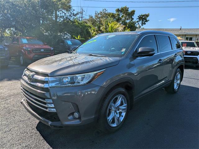 used 2018 Toyota Highlander car, priced at $22,499