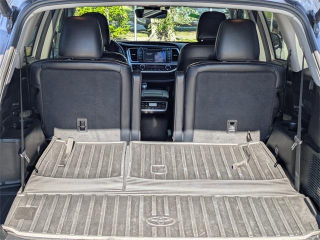 used 2018 Toyota Highlander car, priced at $22,499