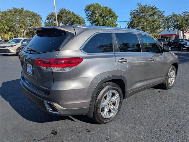 used 2018 Toyota Highlander car, priced at $22,499